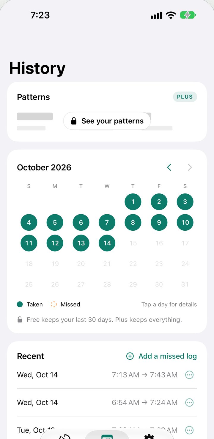 History: a calendar of the month with the mornings you logged